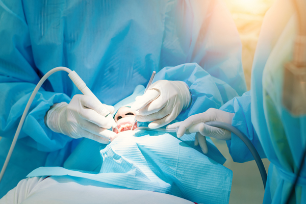 What Age Should I Consider A Wisdom Tooth Extraction?